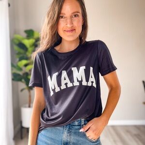 Mama Graphic Tee - Black